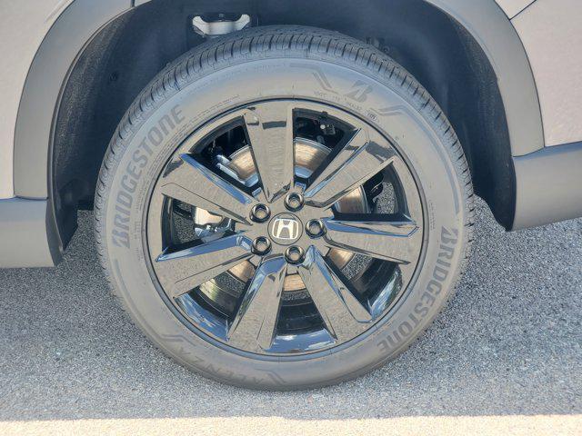 new 2025 Honda Pilot car, priced at $56,300