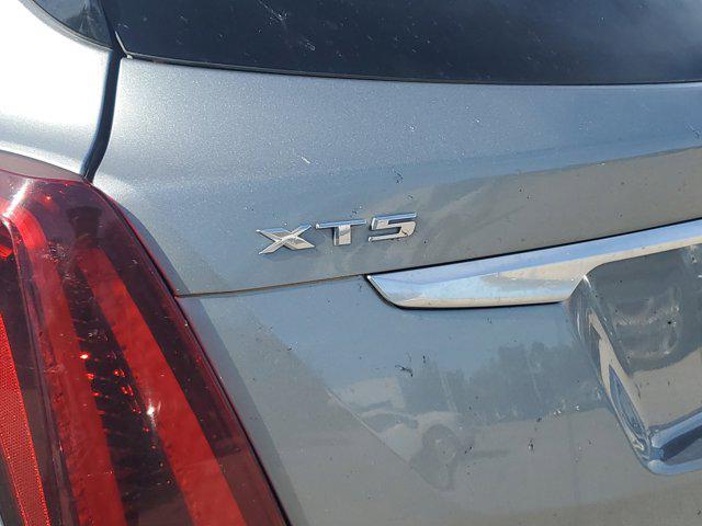 used 2023 Cadillac XT5 car, priced at $27,791