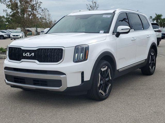 used 2023 Kia Telluride car, priced at $33,775