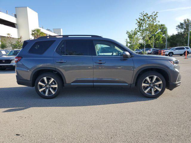 new 2025 Honda Pilot car, priced at $51,780