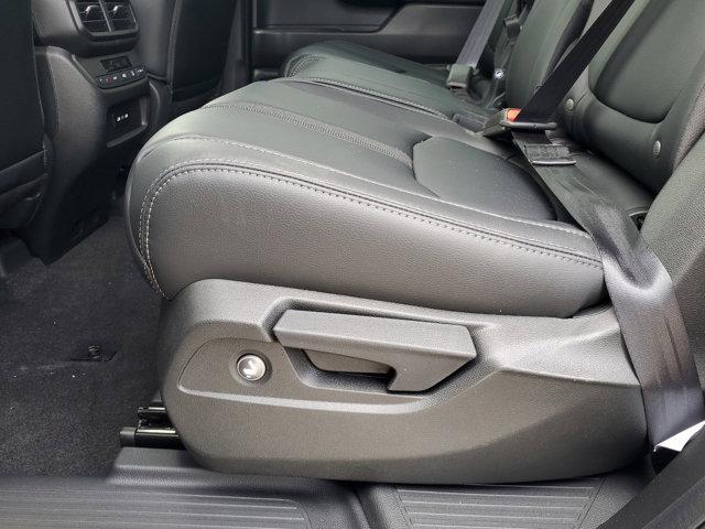 new 2025 Honda Pilot car, priced at $50,395
