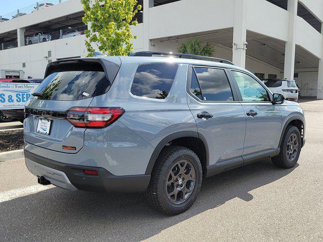 new 2025 Honda Pilot car, priced at $50,401