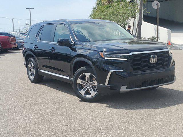 new 2025 Honda Pilot car, priced at $43,368