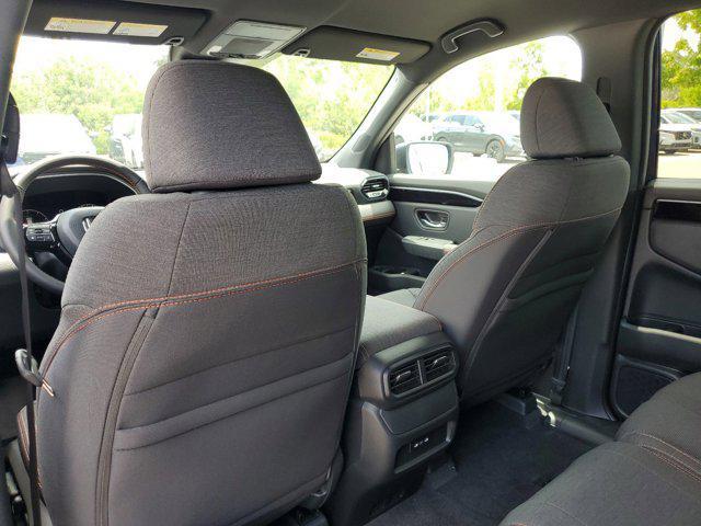 new 2025 Honda Pilot car, priced at $40,843