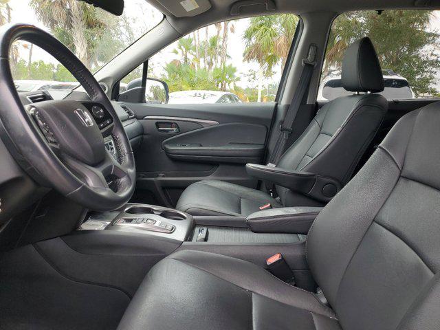 used 2022 Honda Pilot car, priced at $25,925