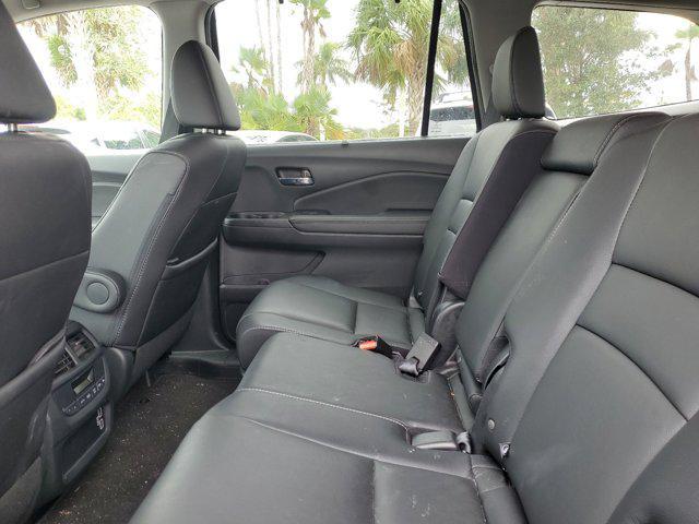 used 2022 Honda Pilot car, priced at $25,925