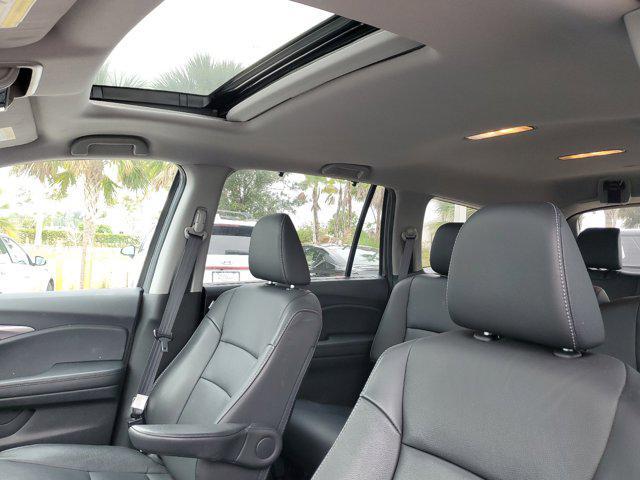 used 2022 Honda Pilot car, priced at $25,925