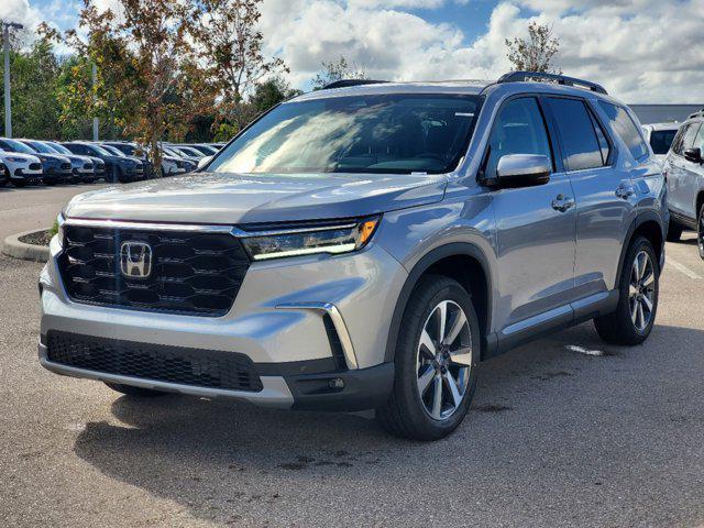 new 2025 Honda Pilot car, priced at $49,603