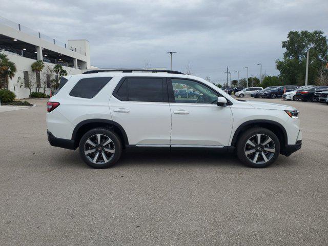 new 2025 Honda Pilot car, priced at $51,136