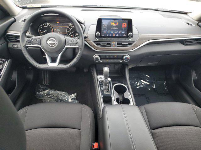 used 2023 Nissan Altima car, priced at $17,925