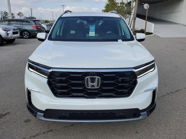 new 2025 Honda Pilot car, priced at $53,831