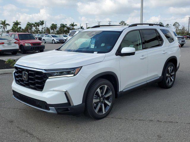 new 2025 Honda Pilot car, priced at $53,831