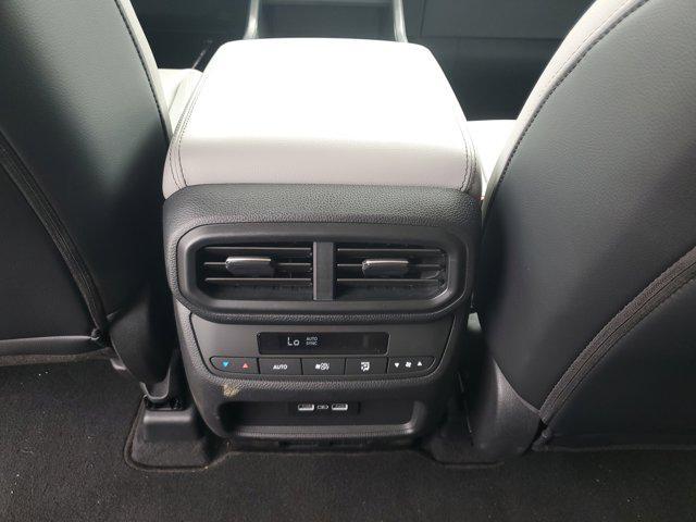 used 2023 Honda Pilot car, priced at $33,990