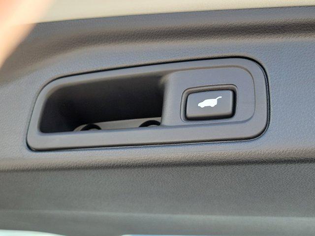 used 2022 Honda Pilot car, priced at $30,691