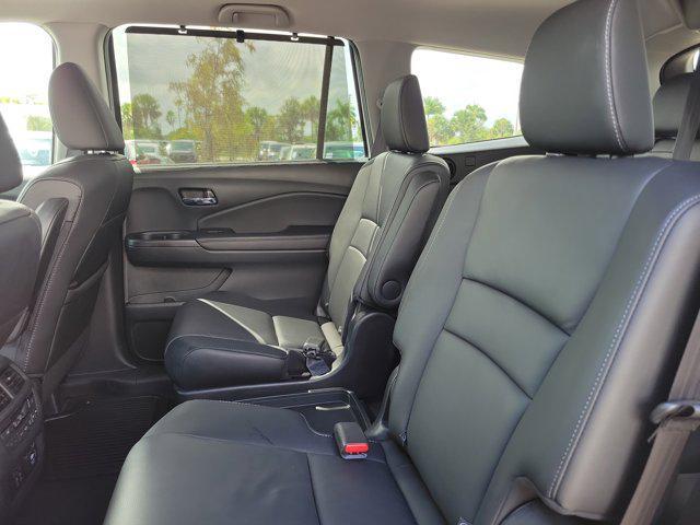 used 2022 Honda Pilot car, priced at $30,691