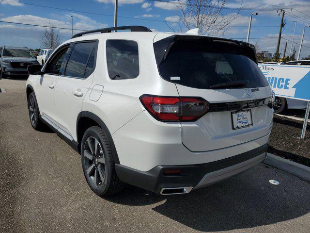 new 2025 Honda Pilot car, priced at $49,078