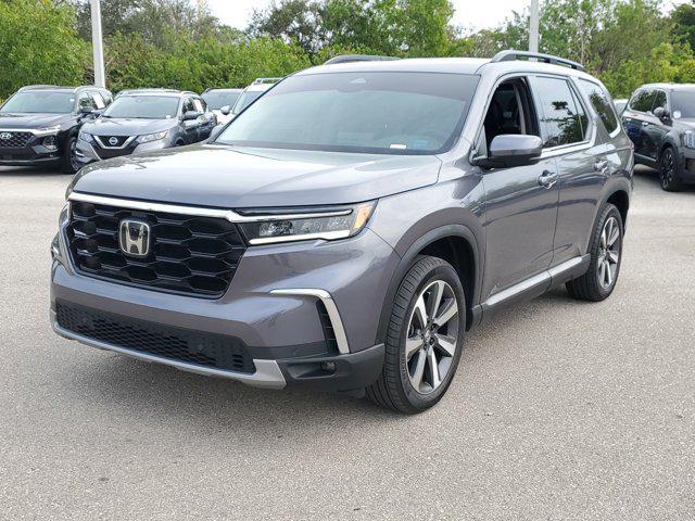 used 2024 Honda Pilot car, priced at $38,990