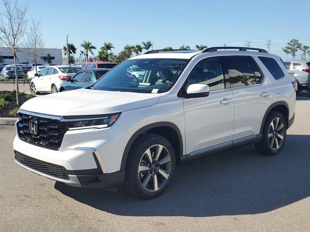 new 2025 Honda Pilot car, priced at $48,363