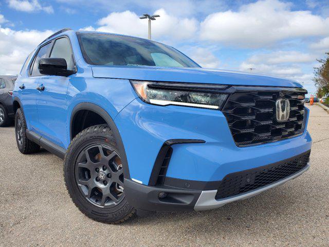 new 2025 Honda Pilot car, priced at $50,225