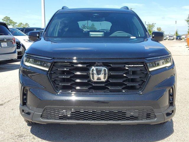 new 2025 Honda Pilot car, priced at $55,277