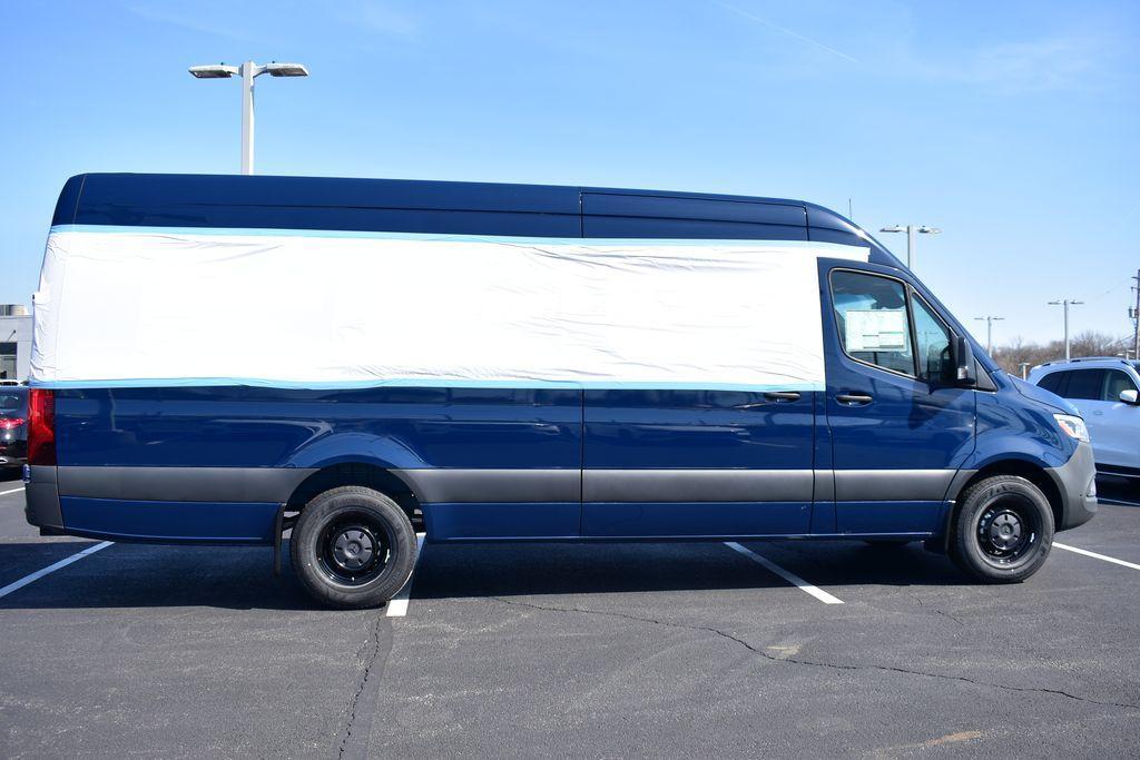 new 2024 Mercedes-Benz Sprinter 2500 car, priced at $77,534