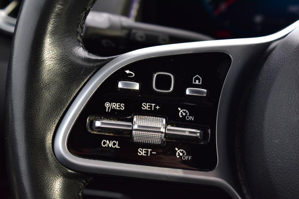 used 2022 Mercedes-Benz GLB 250 car, priced at $28,620