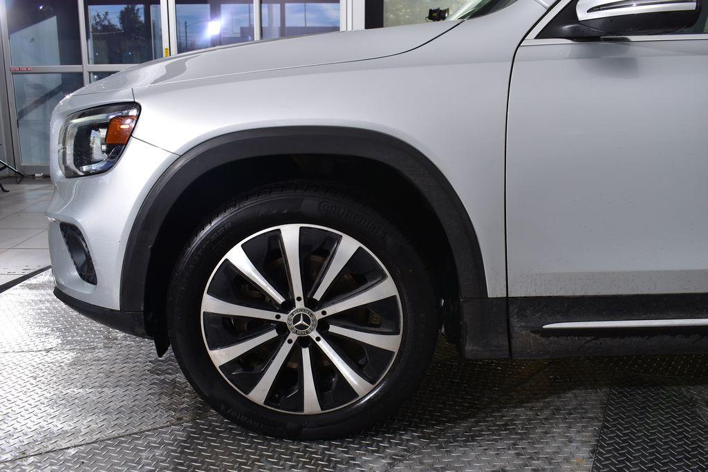 used 2022 Mercedes-Benz GLB 250 car, priced at $28,620