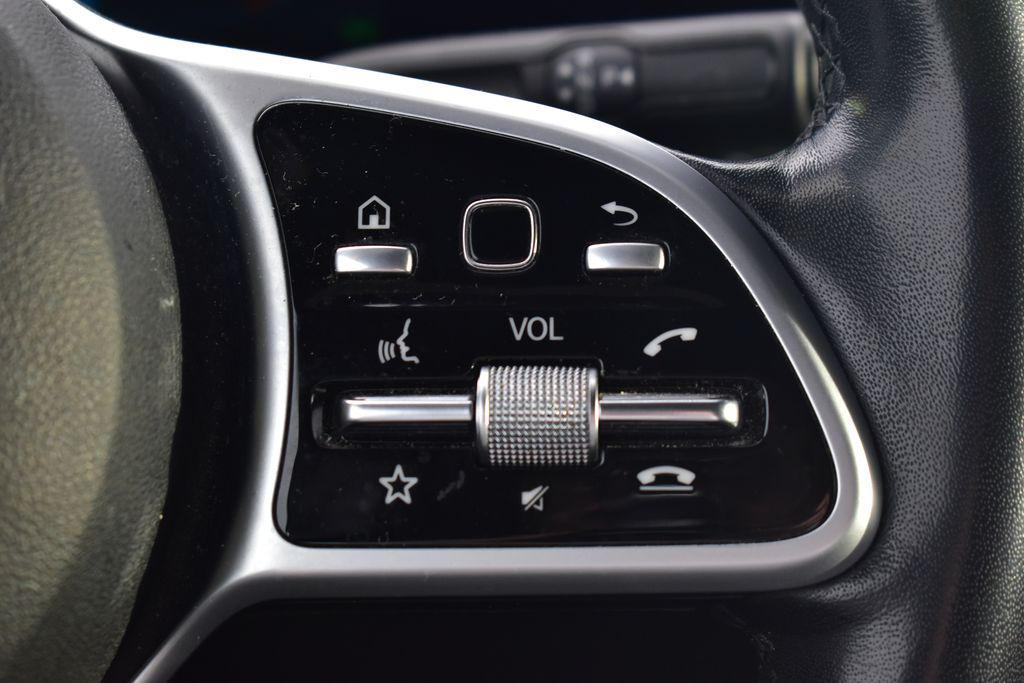 used 2022 Mercedes-Benz GLB 250 car, priced at $28,620