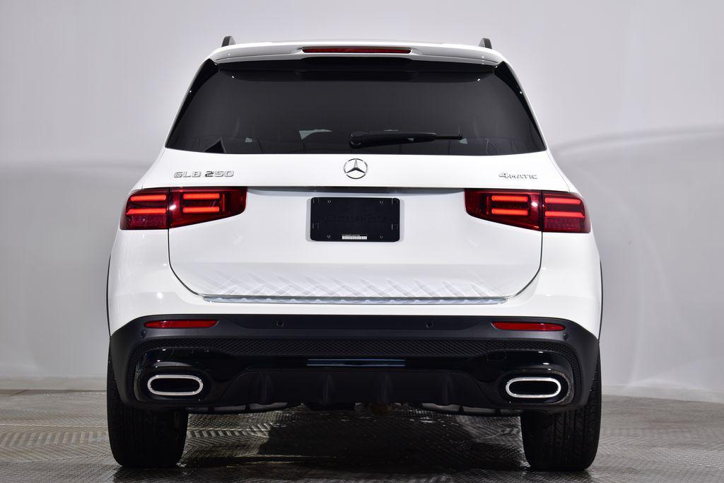 used 2025 Mercedes-Benz GLB 250 car, priced at $45,855