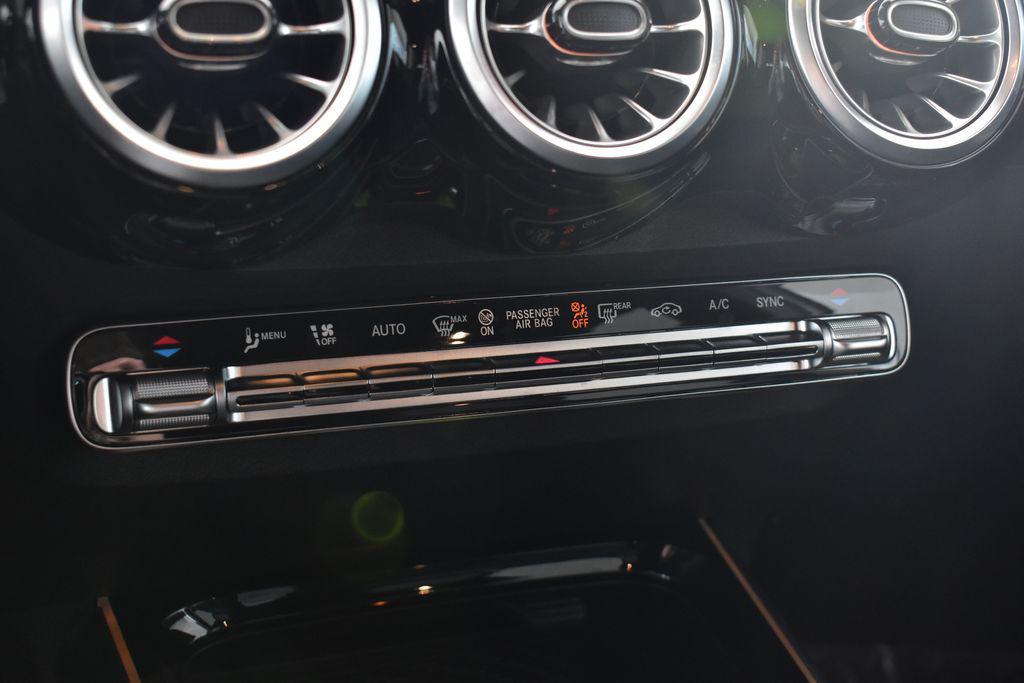 used 2025 Mercedes-Benz GLB 250 car, priced at $45,855