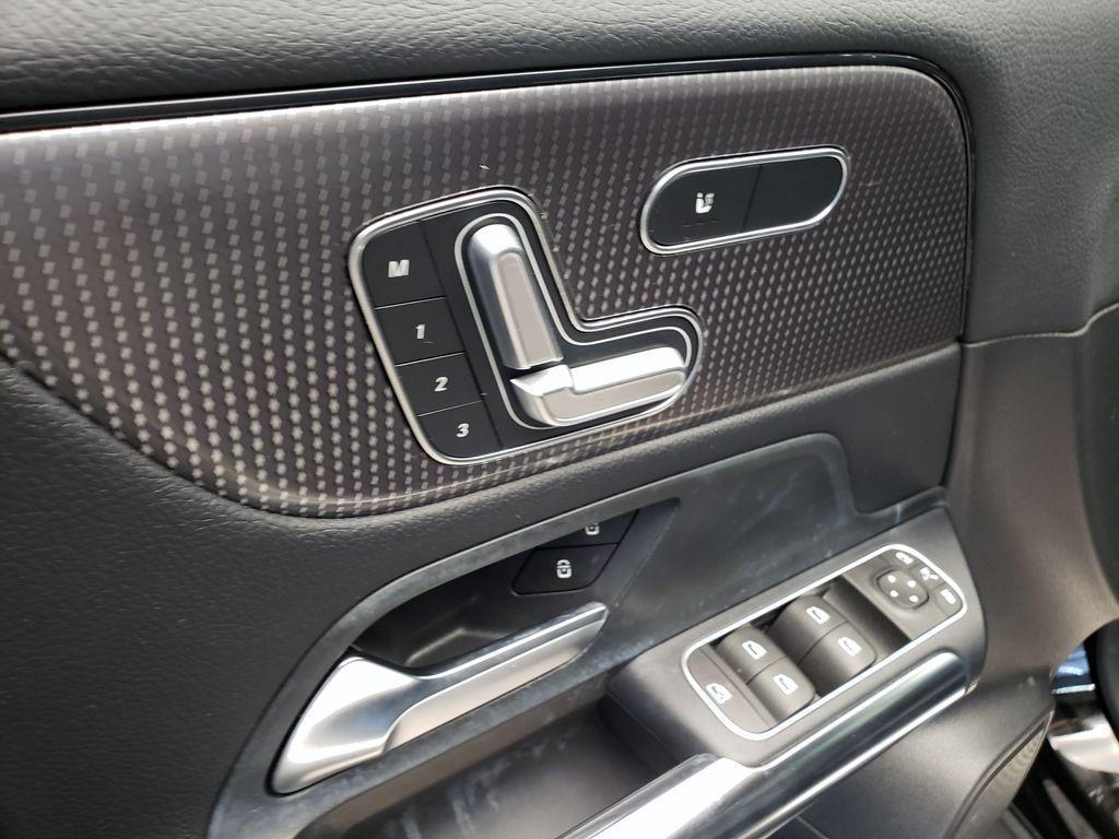 used 2021 Mercedes-Benz GLA 250 car, priced at $27,985