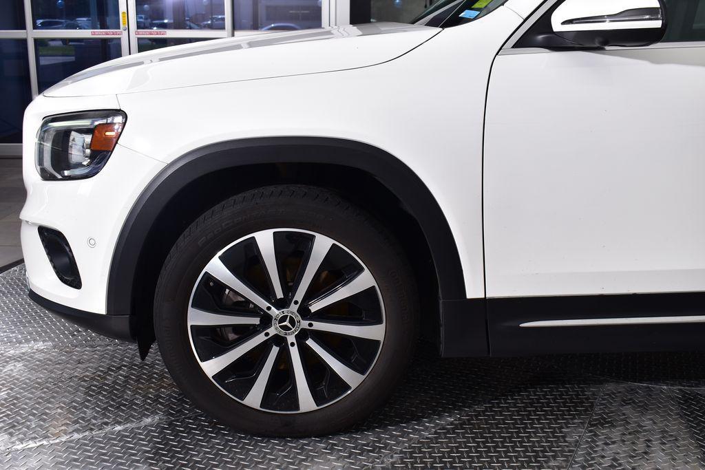used 2022 Mercedes-Benz GLB 250 car, priced at $33,150