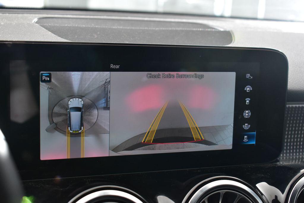 used 2022 Mercedes-Benz GLB 250 car, priced at $33,150