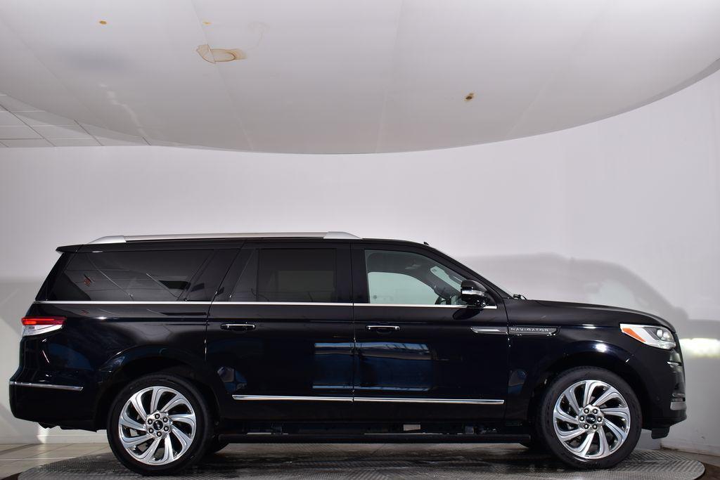 used 2024 Lincoln Navigator car, priced at $54,450