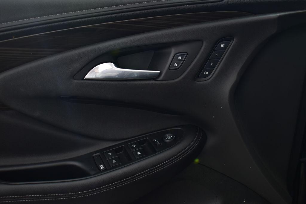 used 2019 Buick Envision car, priced at $17,727