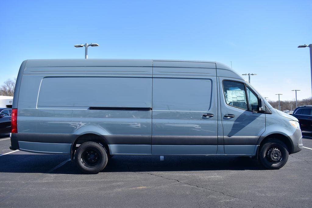 new 2024 Mercedes-Benz Sprinter 3500 car, priced at $72,788