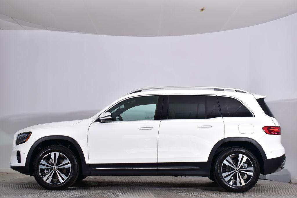 used 2025 Mercedes-Benz GLB 250 car, priced at $45,214