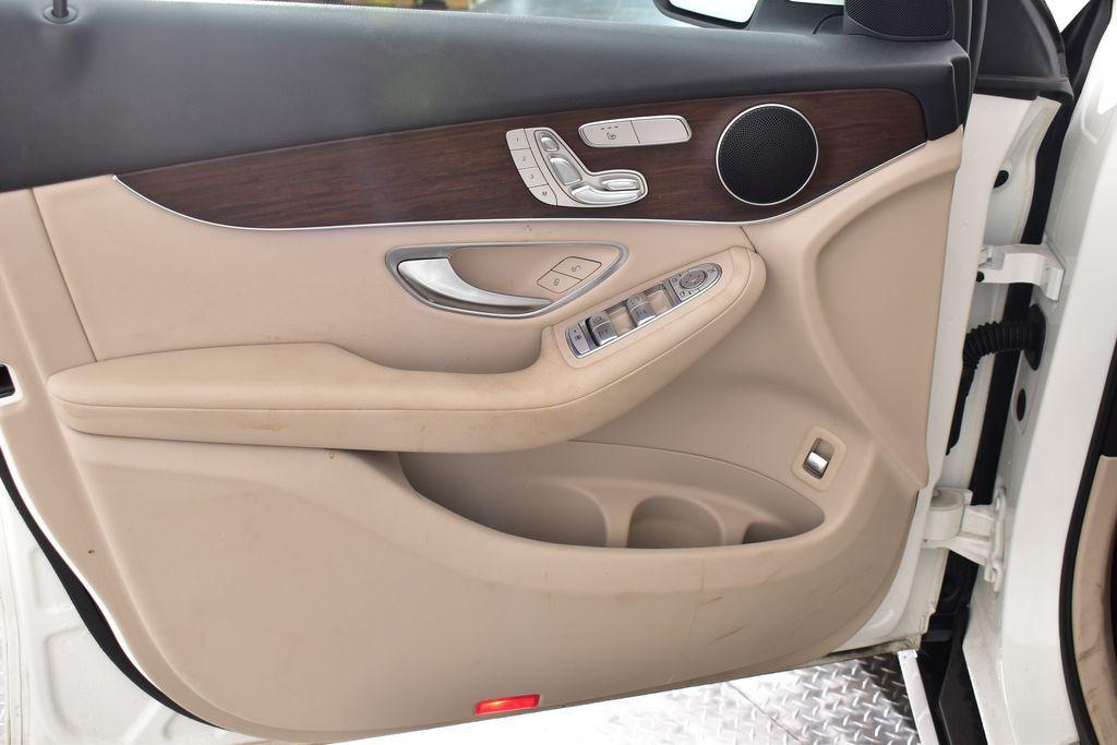 used 2022 Mercedes-Benz GLC 300 car, priced at $33,950