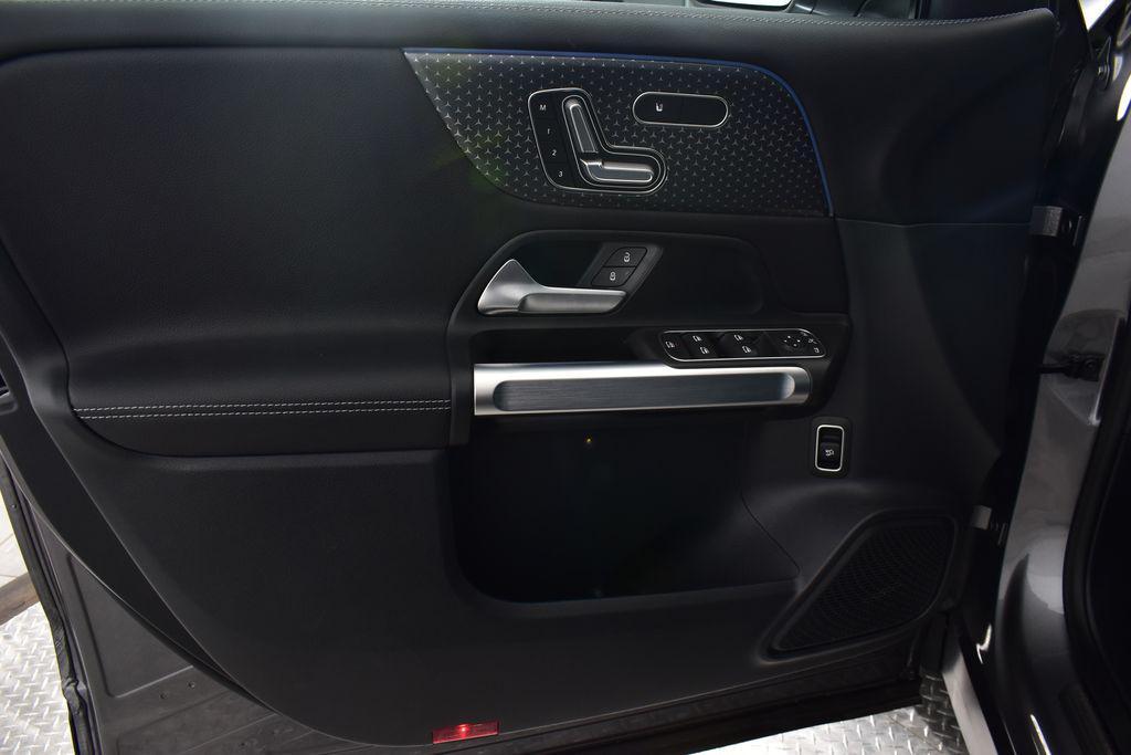 used 2025 Mercedes-Benz GLB 250 car, priced at $44,200