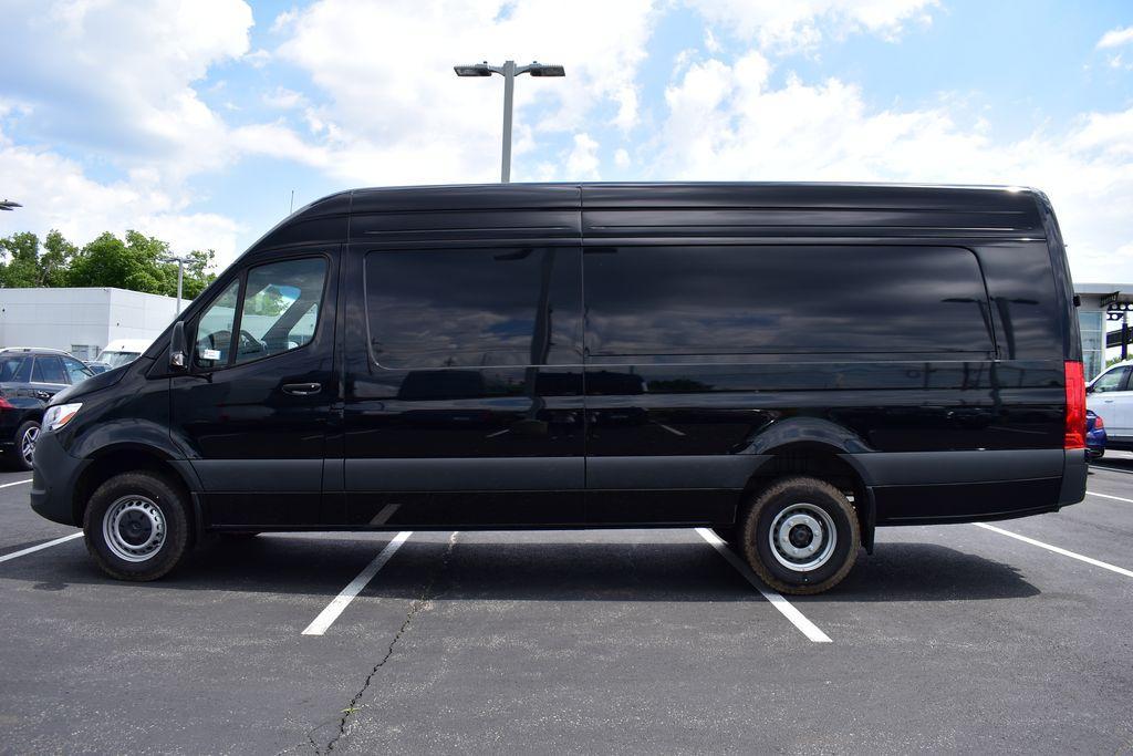 new 2024 Mercedes-Benz Sprinter 3500 car, priced at $75,755