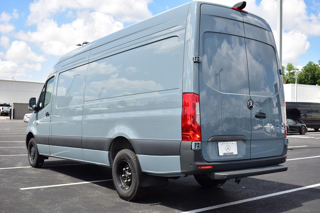 new 2024 Mercedes-Benz Sprinter 3500 car, priced at $73,204