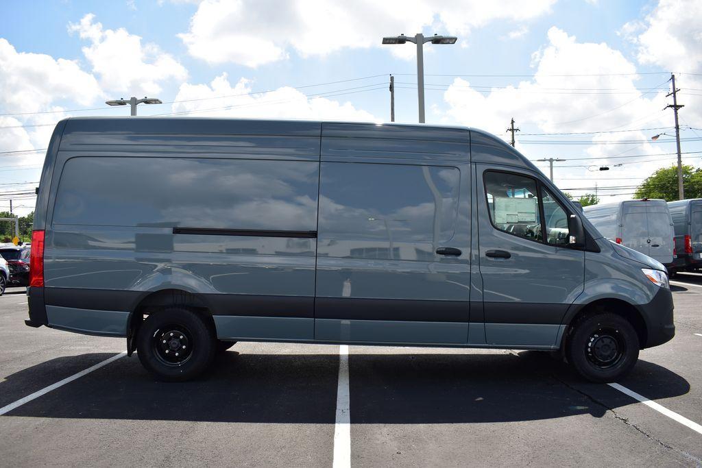 new 2024 Mercedes-Benz Sprinter 3500 car, priced at $73,204