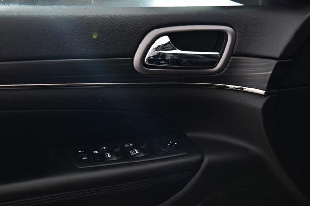 used 2020 Jeep Grand Cherokee car, priced at $23,506