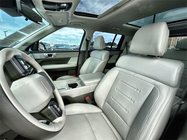 used 2025 Hyundai Santa Fe car, priced at $41,999
