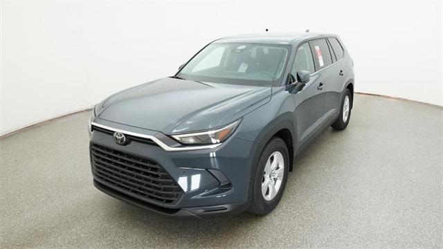 new 2025 Toyota Highlander car, priced at $43,708