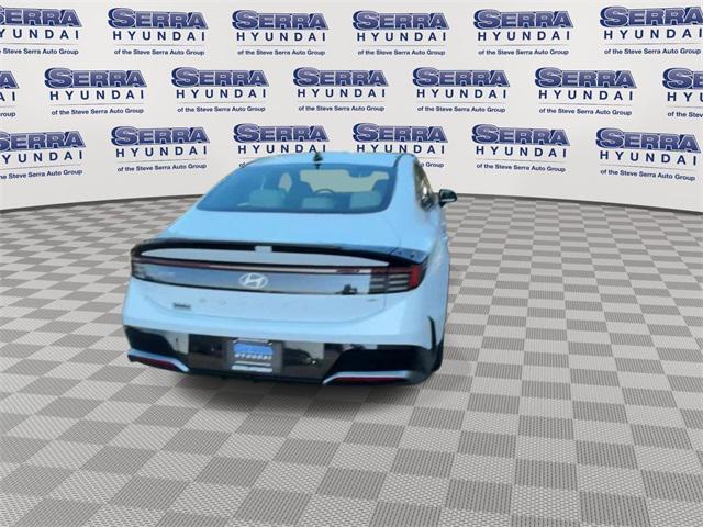 new 2024 Hyundai Sonata Hybrid car, priced at $28,999