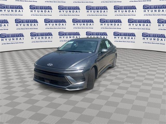 new 2024 Hyundai Sonata Hybrid car, priced at $31,714