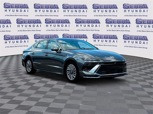 new 2025 Hyundai Sonata Hybrid car, priced at $36,961