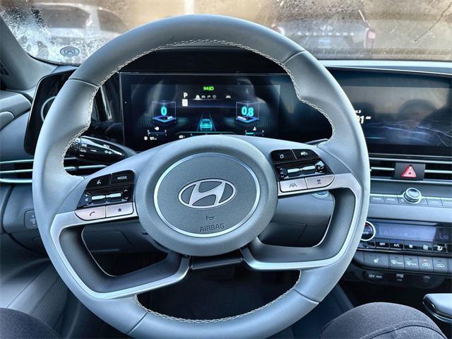 used 2025 Hyundai Elantra car