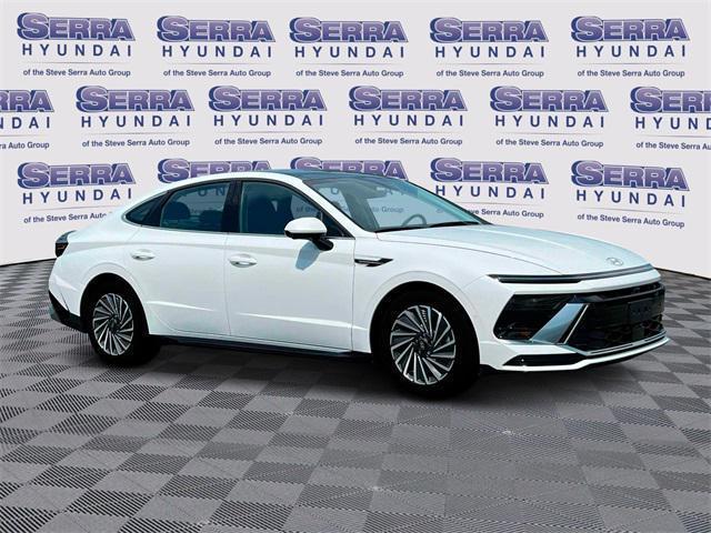 new 2025 Hyundai Sonata Hybrid car, priced at $37,575